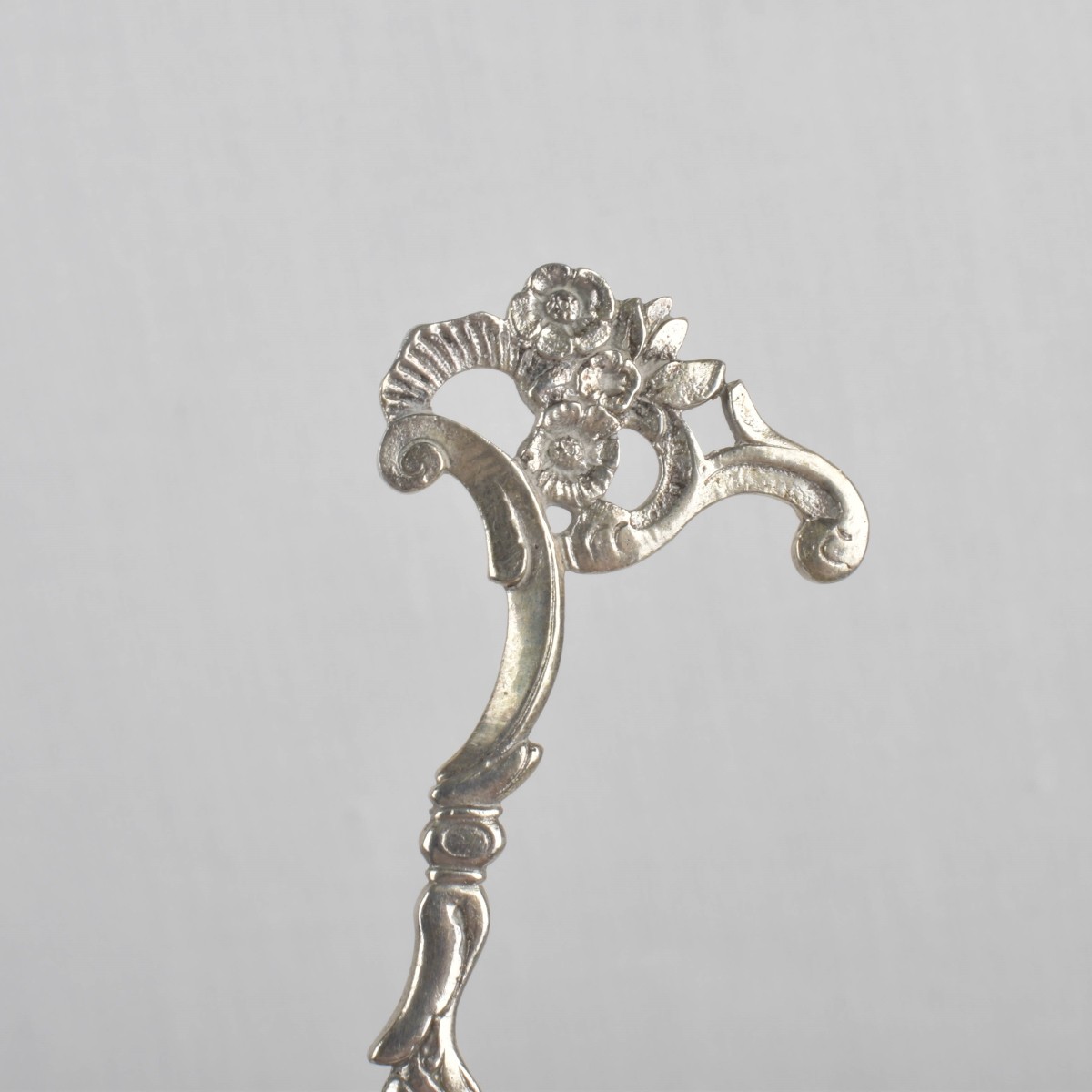 800 Silver Pieces