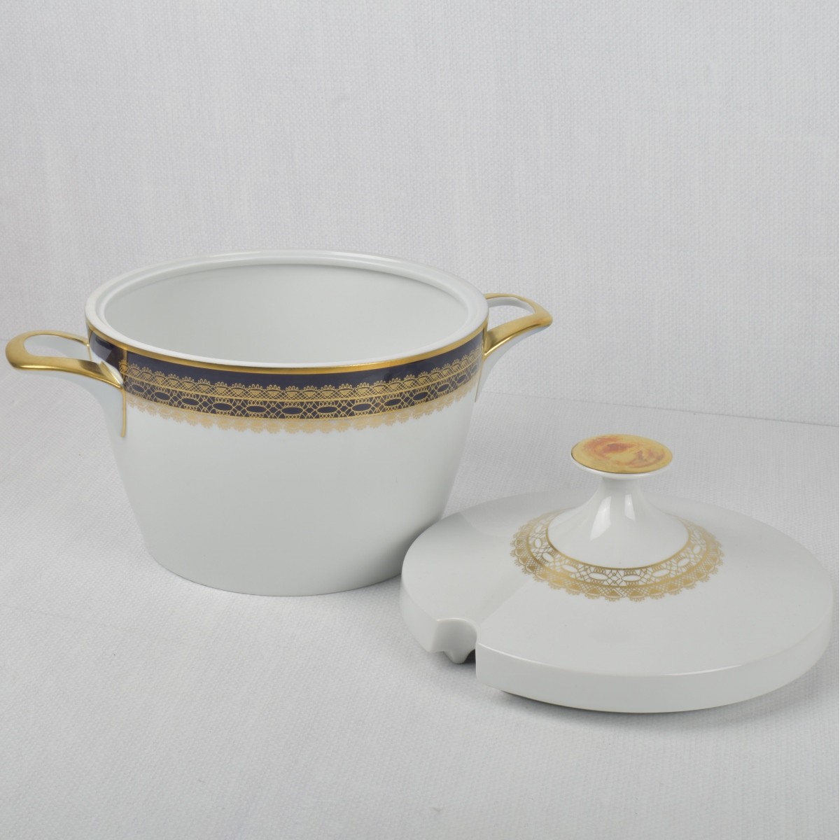 German Lichte "Echt Kobalt" Dinner Service