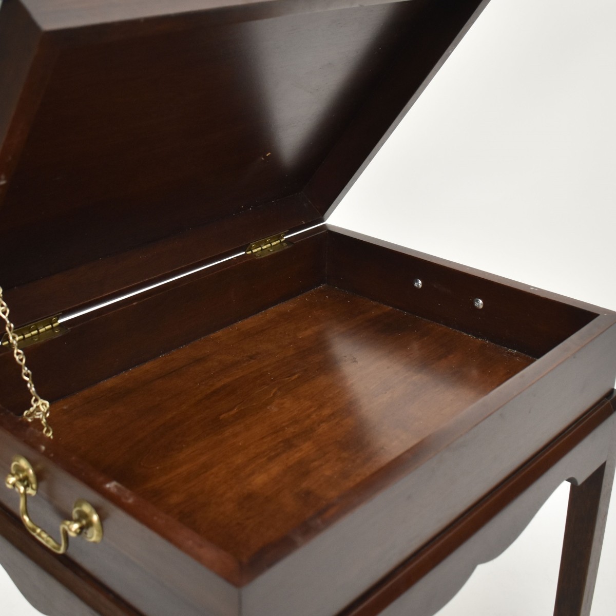 Storage Box on Stand