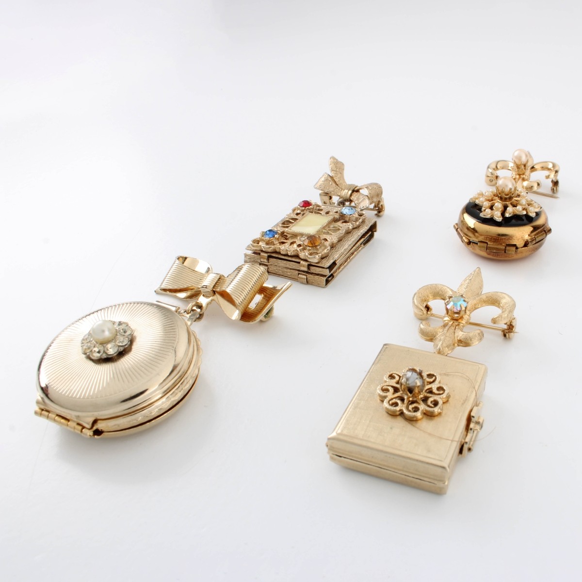 Costume Pendant / Lockets