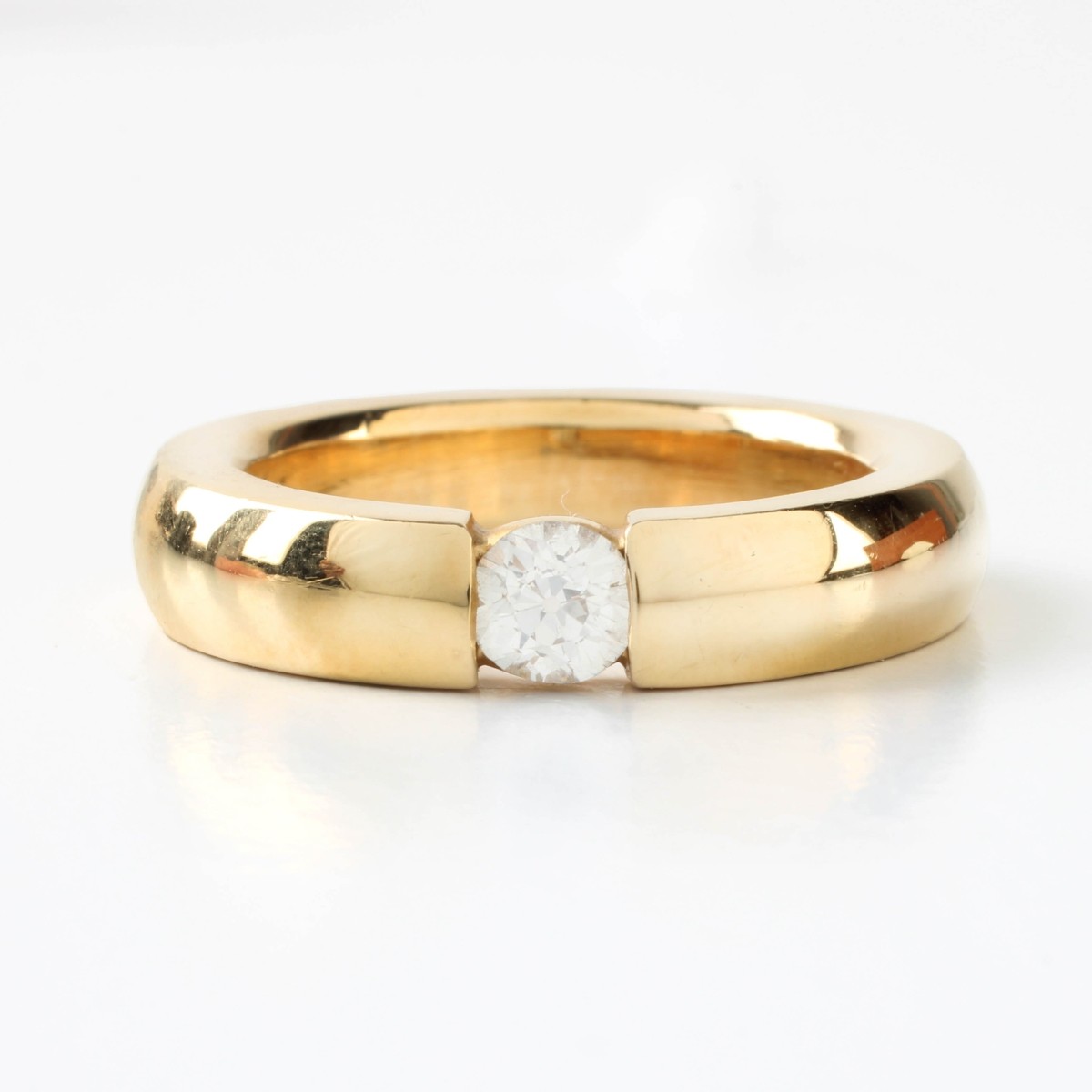 Diamond and 18K Ring