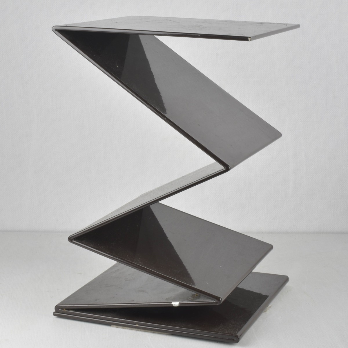 Gerrit Rietveld Style Zigzag Table