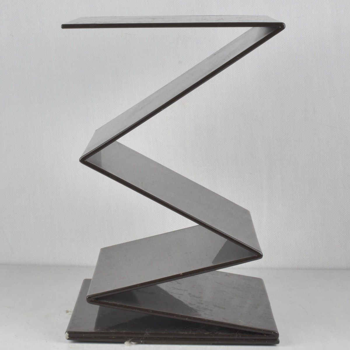 Gerrit Rietveld Style Zigzag Table