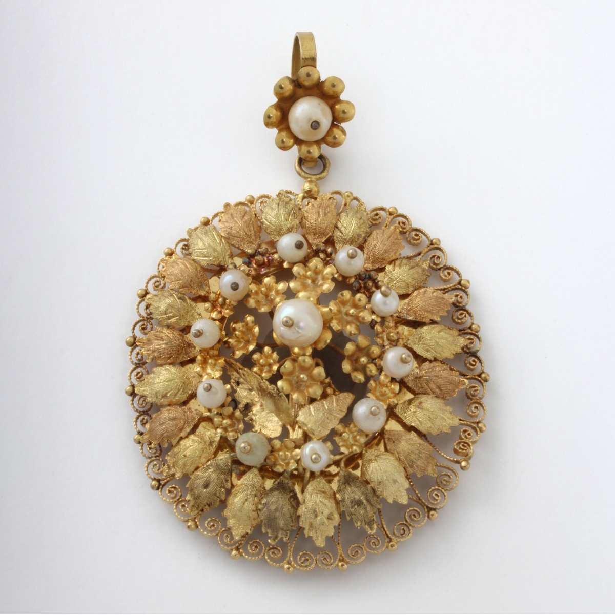 Antique Pearl and 12-14K Pendant
