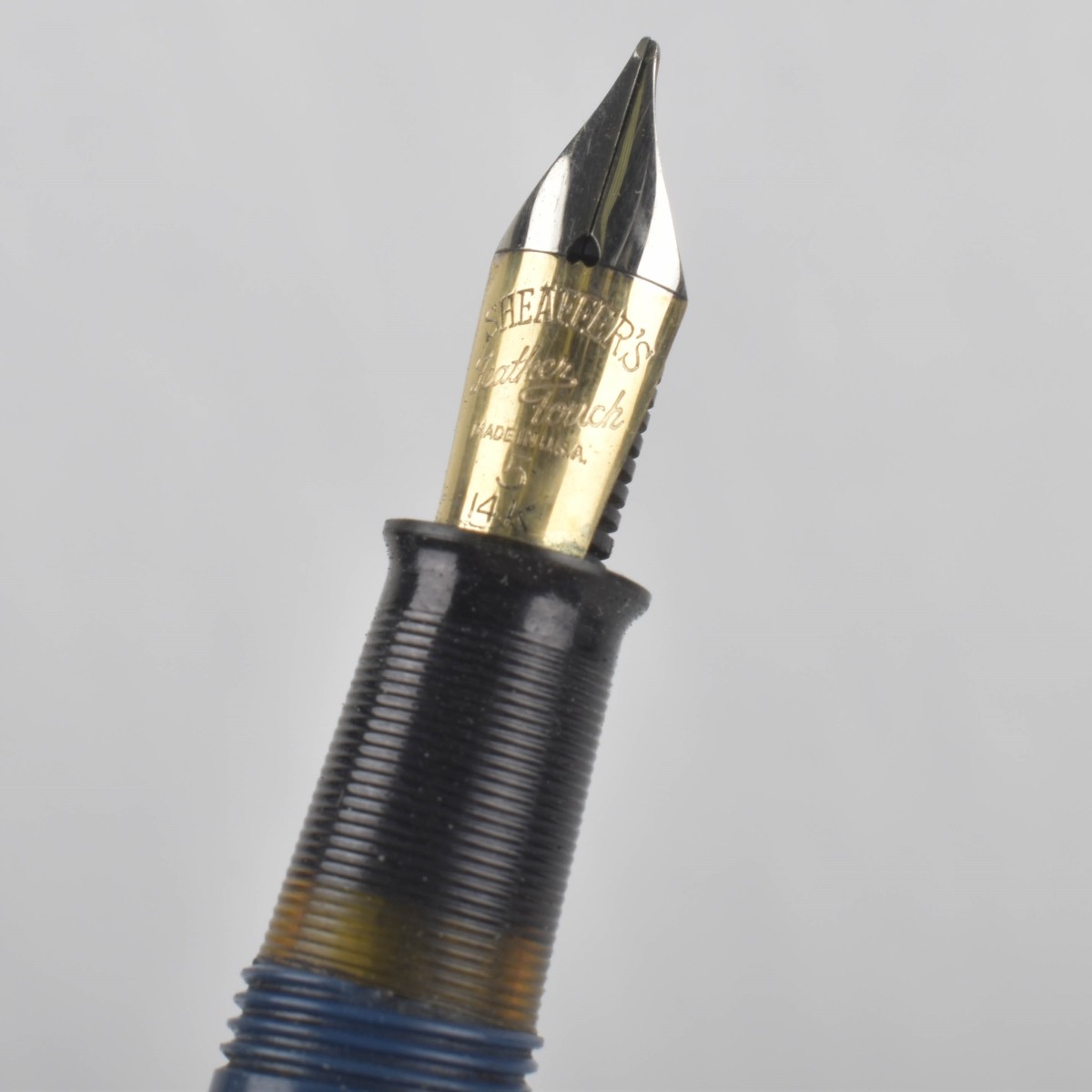 Vintage Fountain Pens - 14K Nibs.