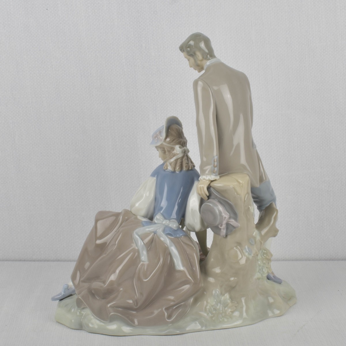 Lladro Gloss Sculpture