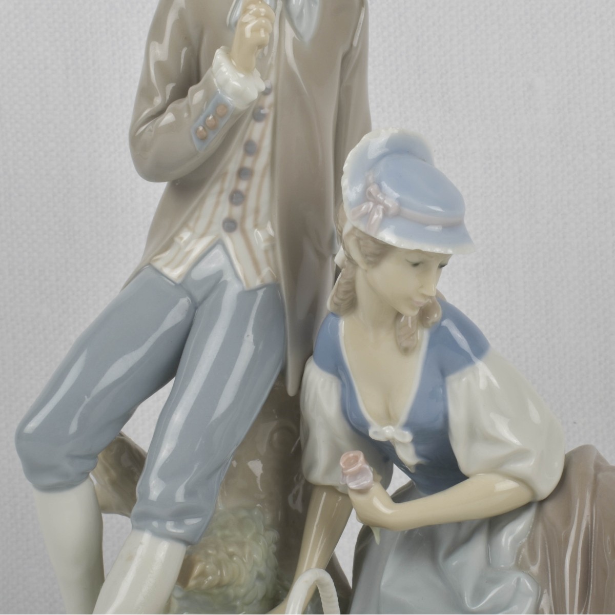 Lladro Gloss Sculpture