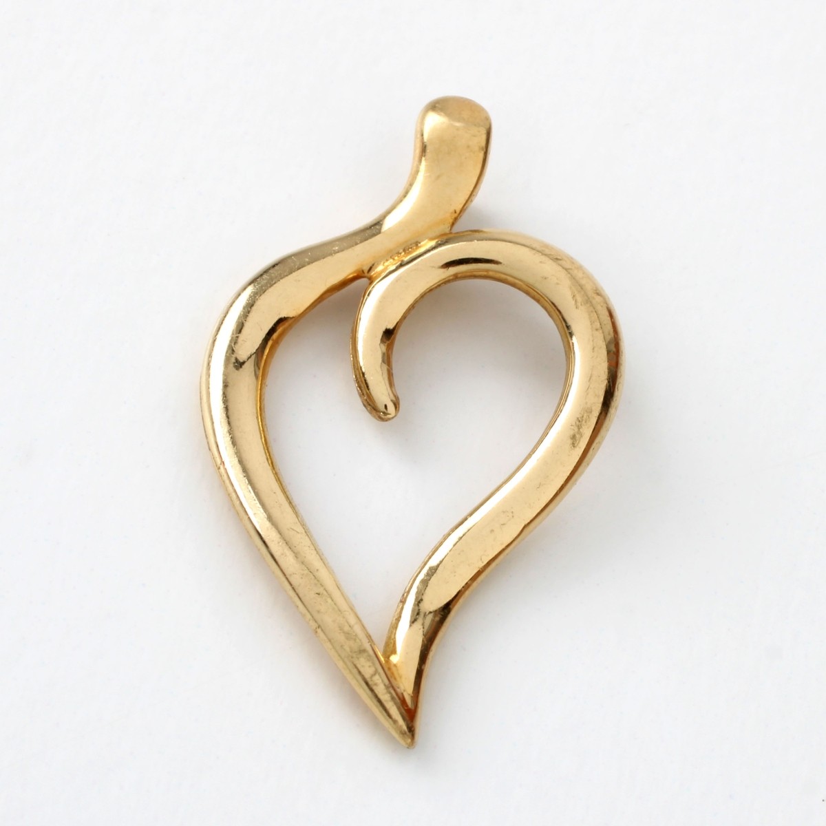 Tiffany & Co 18K Pendant