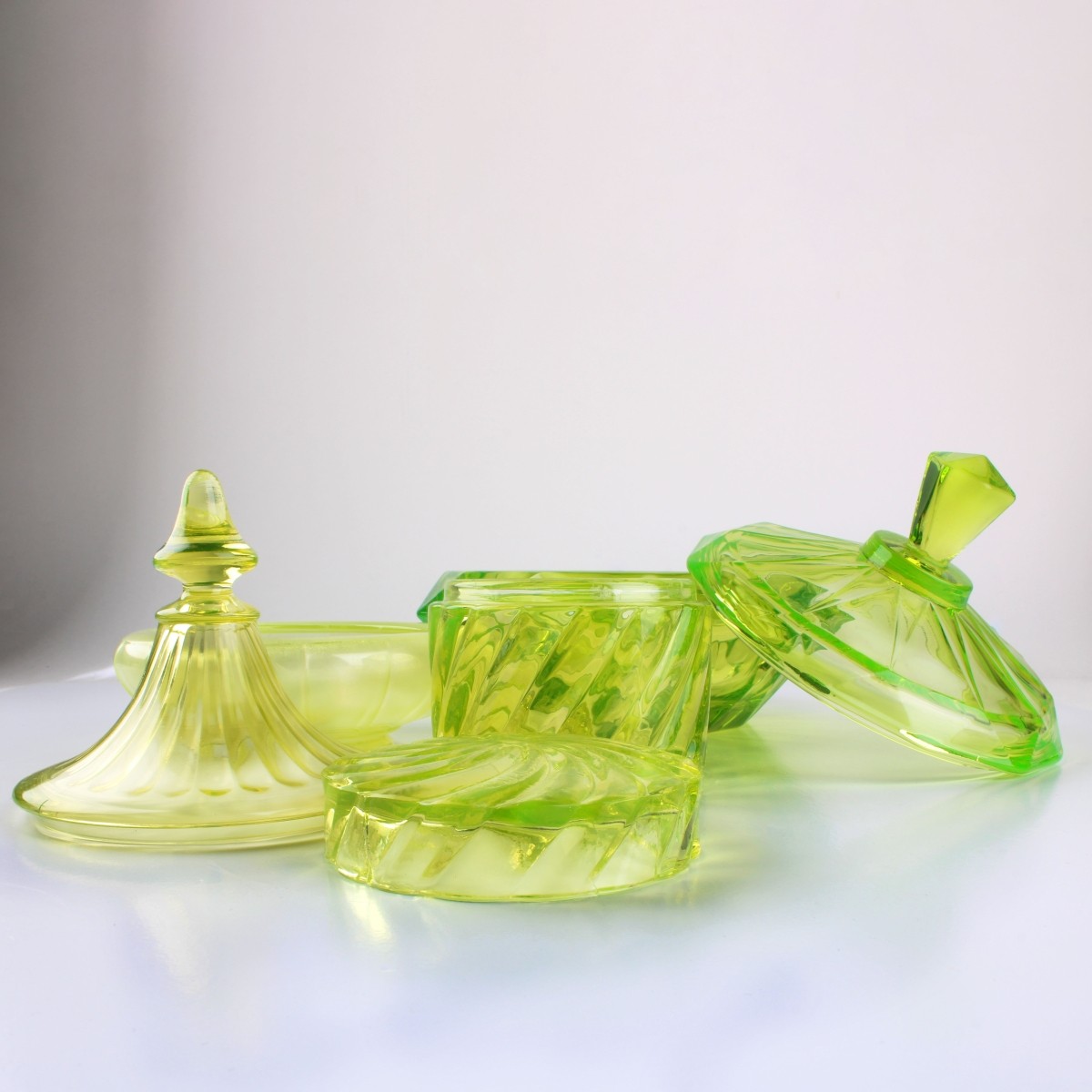Vaseline Uranium Glass