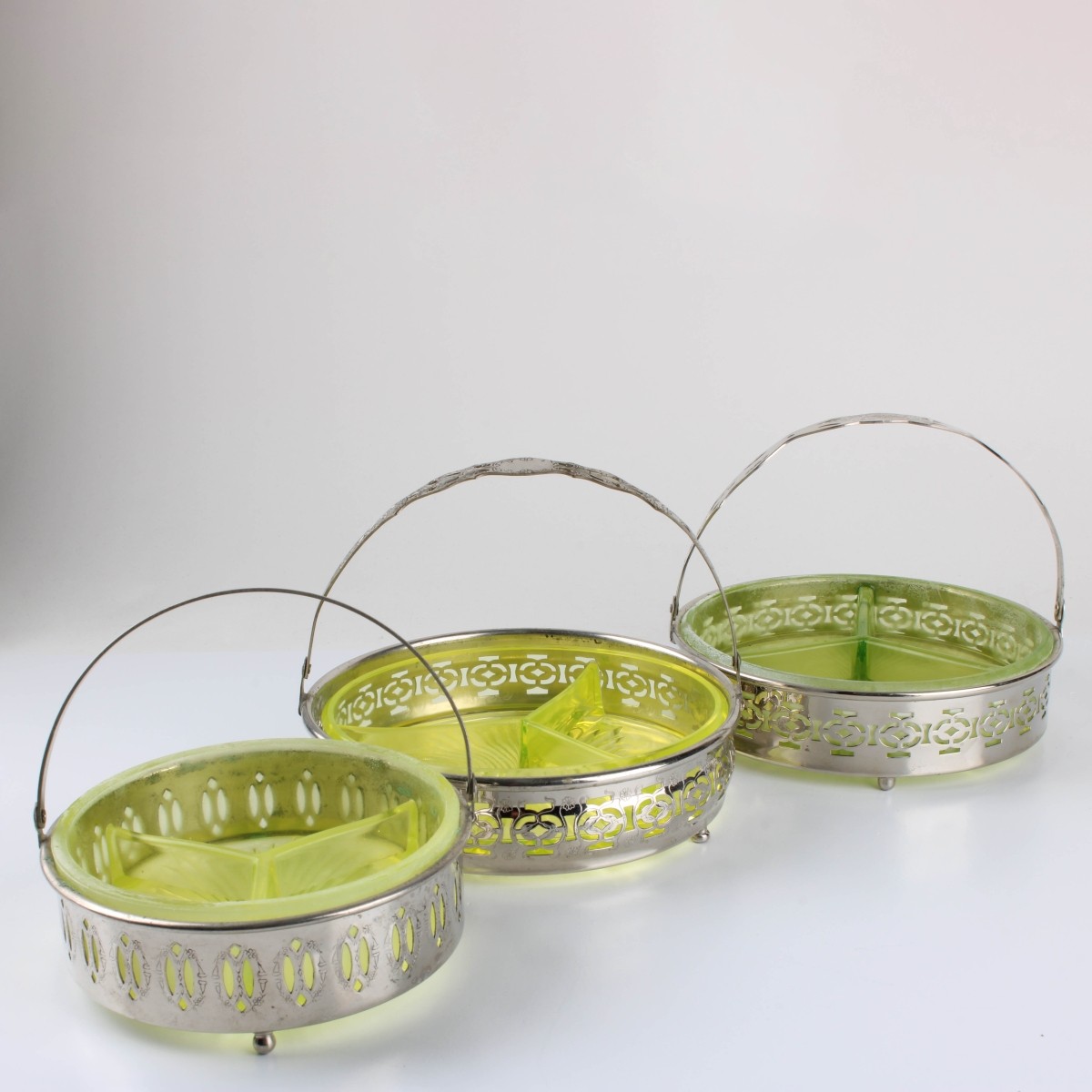 Vaseline Uranium Glass