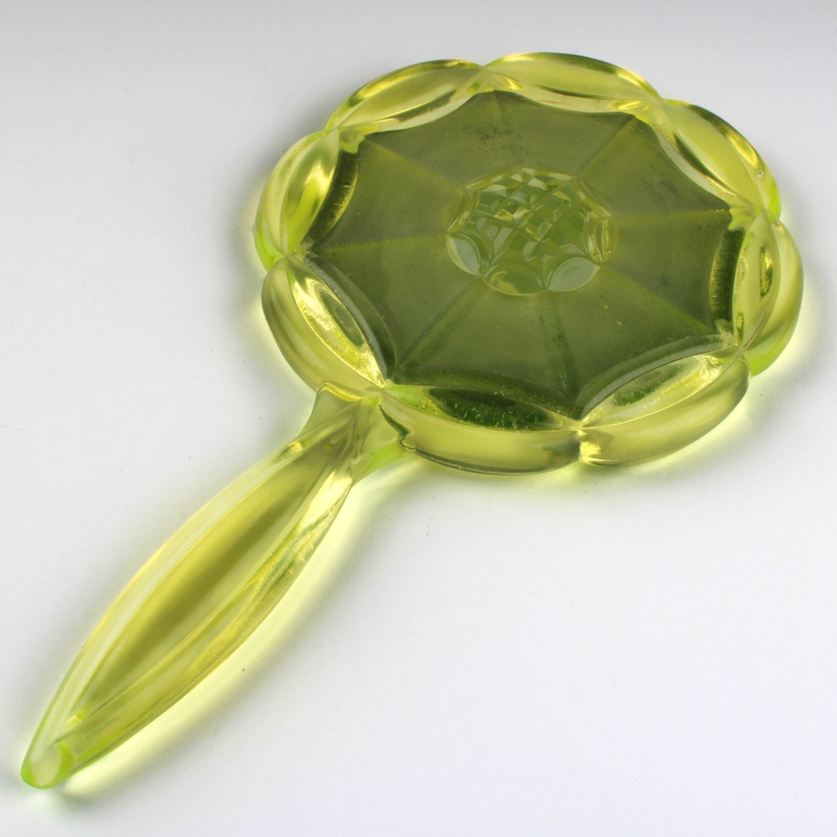 Vaseline Uranium Glass
