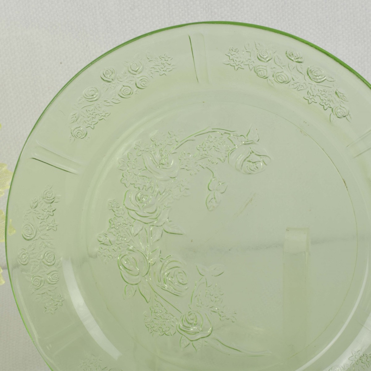 Vaseline Uranium Glass