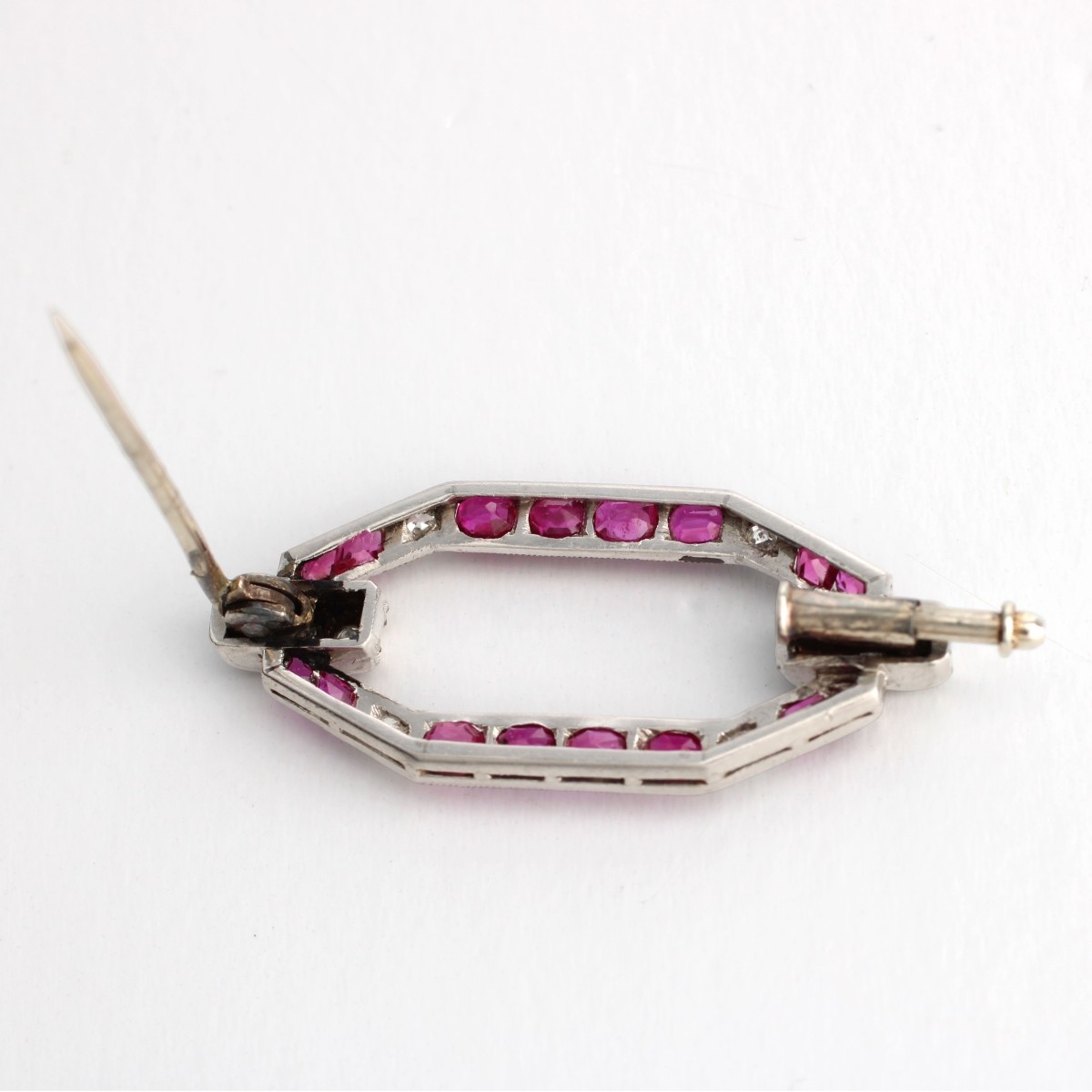 Deco Burma Ruby & Diam. Pin
