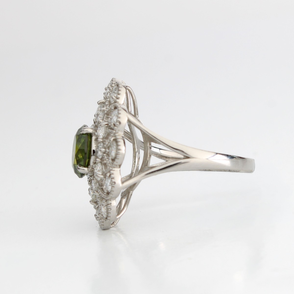 GIA Demantoid. Diamond and Plat Ring