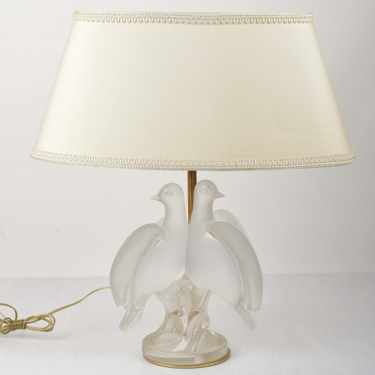 Lalique France "Ariane" Table Lamp
