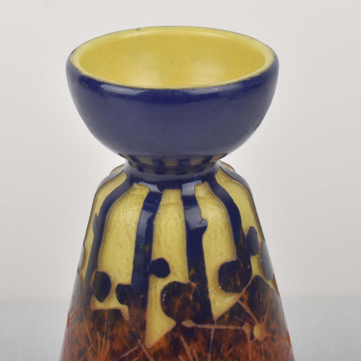 Schneider Le Verre Francais Vase