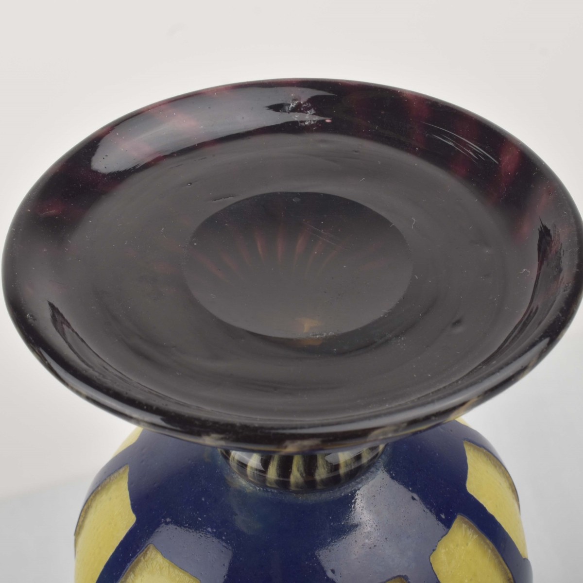 Schneider Le Verre Francais Vase