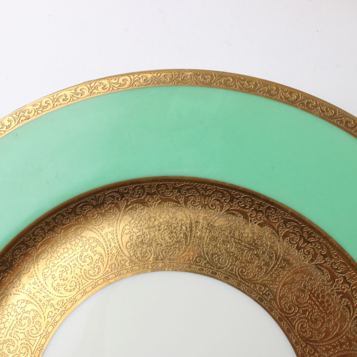 Lenox Gold Encrusted Dinner Ware
