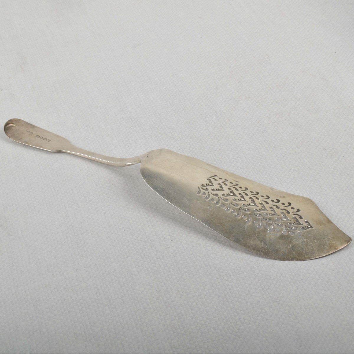 English Sterling Silver Fish Server